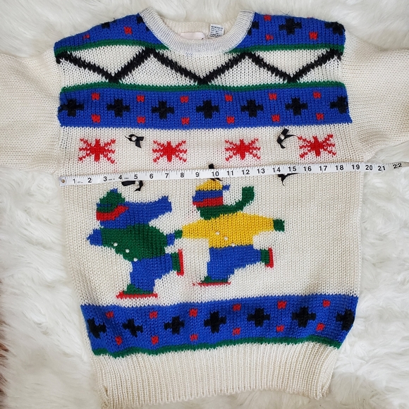 VINTAGE tacky/cute Christmas/winter sweater - Picture 4 of 8